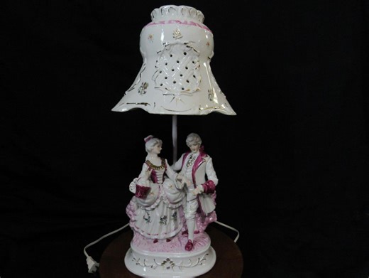 Mid-century 20" Victorian Colonial Couple Porcelain Table Lamp and Shade - Etsy