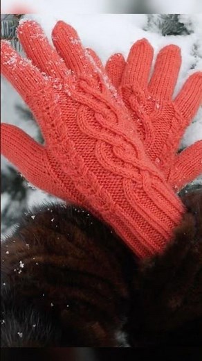 Stylish & Warm: Knitted Gloves Ideas to Try! 🧤