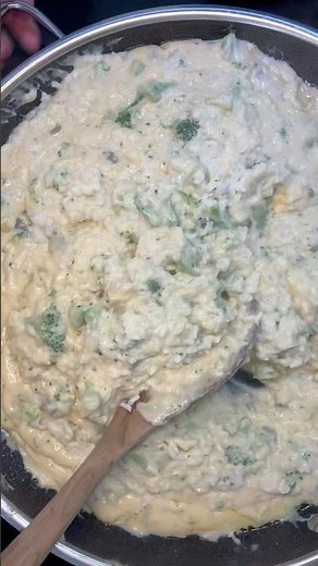 Broccoli & Rice Casserole #casserole #rice #broccoli#quickrecipe #cheesy