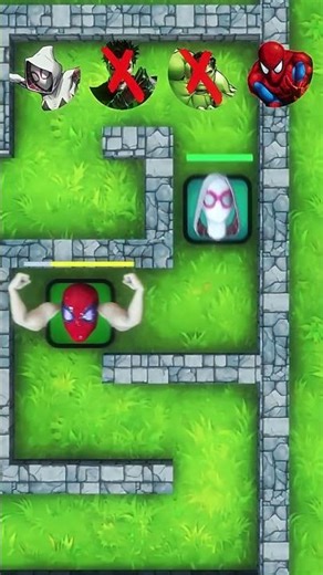 Superhero Maze Challenge! 🕸️ Spider-Man Dodges Epic Traps! 💥 #shorts