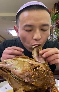 116K views · 2.9K reactions | Foods News, Yummy eating sheep head with garlic sauce, sheep legs, sheep ribs and sheep stomach | Foods News | Facebook