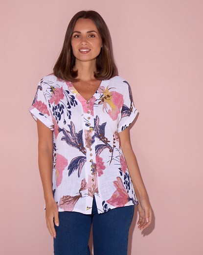 Your spring wardrobe just landed! 🌸 Shop new arrivals HERE:https://bit.ly/week-45-25 | Tulio