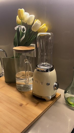 New member #unboxing #smeg #smegblender #blender #lifestyle