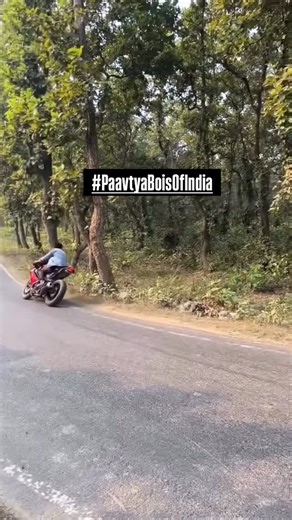 PaavtyaBoisOfIndia on Instagram: "Bro, which side of the bed do you prefer? Paavtya: High side 😭 . . Here’s some masti on the side: If you’re the OP (Original Paavtya) crashing in this reel, you get 10% OFF on official @antipaavtyaacademy merch and schools 💰 . . [Paavtya, squids, crash, accident, fail, motorcycle, vlogger, rider, biker, Yamaha, Yamaha R15, R15, high side]"