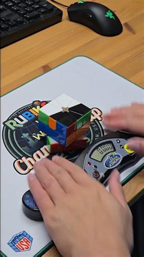 I destroyed the world record with this scramble...