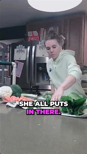 What 36-Year-Old Macaws Eat Every Day 🦜🥬