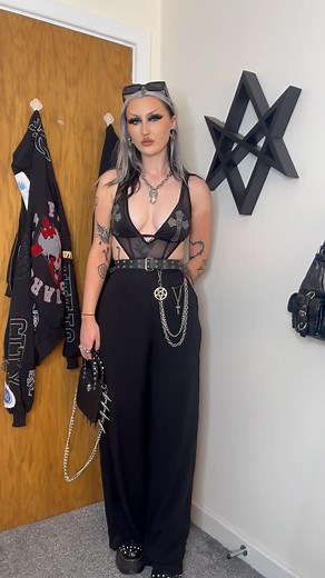 lorna☆ | ⭒the look that everyone has been asking for , syncing the video up to the breakdown was so satisfying ⭒ ✘bikini @asos ✘bodysuit... | Instagram