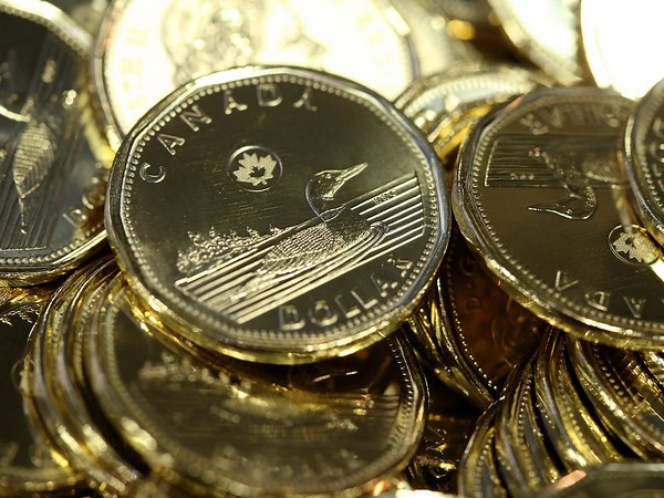Canadian dollar jumps above 72 cents U.S. on stronger-than-expected jobs report