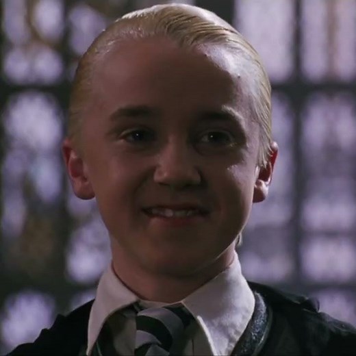 Harry Potter and the Chamber of Secrets | Harry Potter vs Draco Malfoy | Wizard Duel