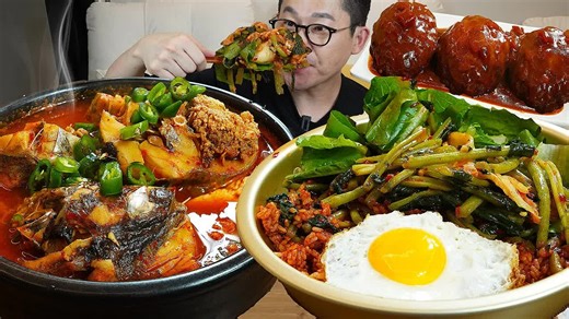 【GARMA】ASMR吃播🔥辣炖鳕鱼 嫩萝卜泡菜拌饭 汉堡排，大口过瘾！😋