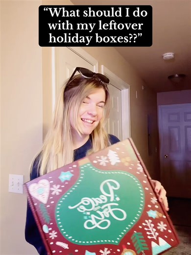 Got leftover Christmas boxes? Don’t toss them just yet 🎄📦 Here are a few easy, eco-friendly ways to give them a second life: ✨ Reduce – Save them for next year and skip reordering ✨ Reuse – Turn them into crafts, storage, or donation boxes ✨ Recycle – All BoxUp boxes are made from 100% recyclable materials ♻️ A little planning now = less waste later. Plus, reused boxes are perfect for DIY projects or off-season storage. Which one are you doing with your holiday boxes — reduce, reuse, or recycl