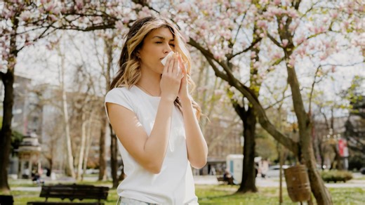 Why your pollen allergies seem to be getting worse