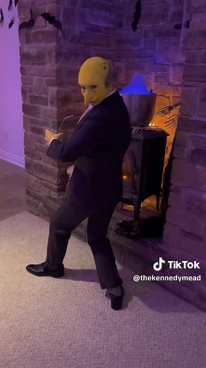 Mr. Burns Dancing | Halloween Decorations & Simpsons Scene