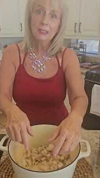 The Secret- Creamiest Chicken Cauliflower Soup #LOWcarb #power duo of cruciferous veggie & protein