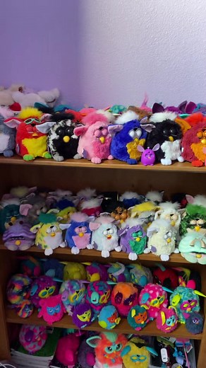 This is so silly #furby #furbyfandom #sillyfurbyfriend #furbynation #furbycommunity #furbylove #furbys #furbie #furbies #furby2012 #originalfurby #furbyshelby #shelbyfurby #furby1990 #1990furby #furbyconnect #furbyboom #2023furby #furby2023 #2012furby #furbypartyrockers #collection #interactivetoy #robot #crystalfurbyboom #furby2005 #2005furby #furbybaby #furbyfurbling #furbling #90sfurby #furby90s #90s #vintage #furbycollection