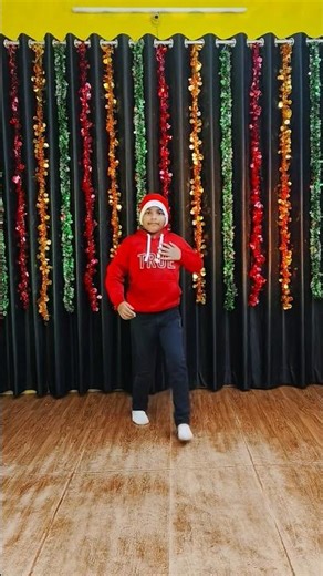 When kids dance, Christmas feels magical ✨🎄