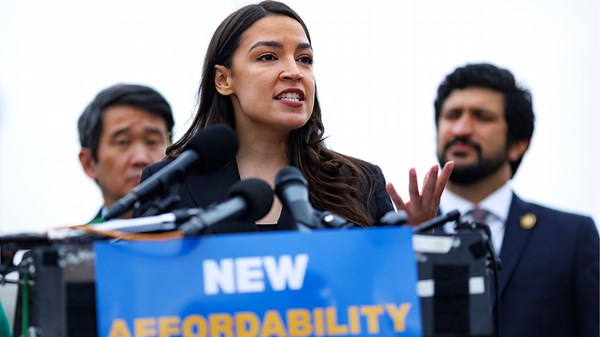 AOC tells New Yorkers to ‘pull up’ to Alabama during rally speech behind bulletproof glass