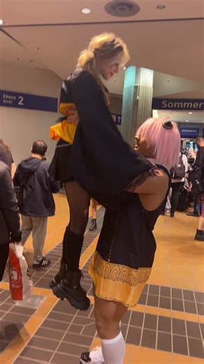 @darkredsakura @cosplayslayer buff anya #spyxfamily #buff
