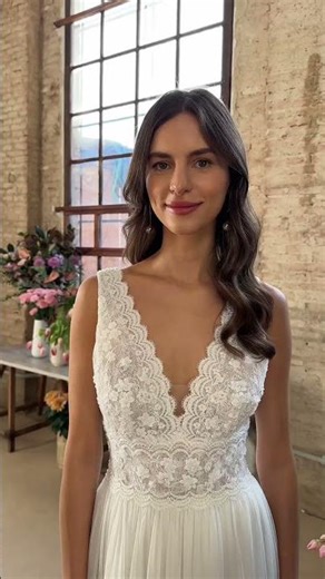 XEMIRA – Boho Straight Wedding Dress with Removable Sleeves 💐