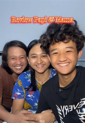 Di review anak sendiri ga tuh #keluargatiktok #parentsoftiktok #momsoftiktok #momlife #familyoftiktok