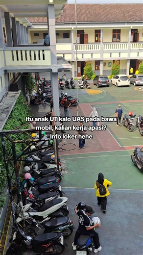 Itu anak UT bawa mobil saat UAS? Kerja apa sih mereka