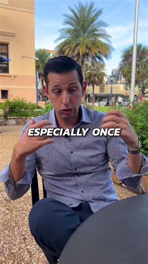 Is diamond clarity completely overrated?  When it comes to resale, clarity might not matter as much as you think...  TAP THE LINK in bio for your FREE diamond loan or sale quote  #DiamondClarity #SellMyDiamond #DiamondResale #JewelryTips #JewelryLoan #DiamondAppraisal #LuxuryJewelry #SellMyJewelry #JewelryMarket #DiamondValue | Diamond Banc | Facebook