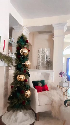 Let me show you this classy dress, paired with a refined cropped jacket on top — a soft, gently-stretching plaid ensemble that brings subtle elegance to your look with its sleek mini dress and timeless, tailored finish. @solyhux_us #solyhux#amazonfinds #amazonfashionfinds #fashion | Sparkleshinedecor