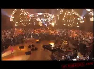 Bjork Live It s Oh So Quiet