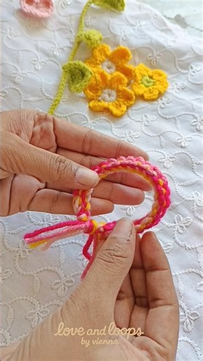 easy bracelet chrochet #crochet #diy #crochetpattern #satisfying #beginner #beginners
