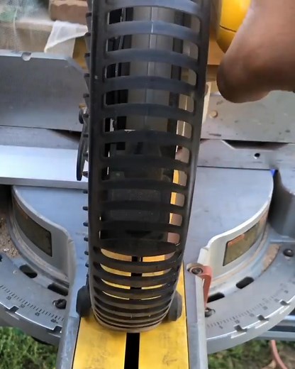 Rare Footage of Me Using A Biscuit Jointer 浪 ~ Evening Y’all ✊ I...