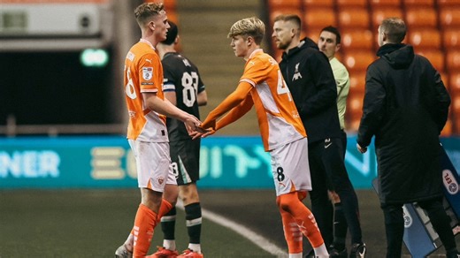 今夏第5签！英媒：利物浦签下16岁英格兰天才施吕特 转会费数十万