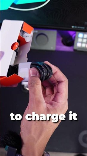 The Wireless Headset That Never Dies 🔋!