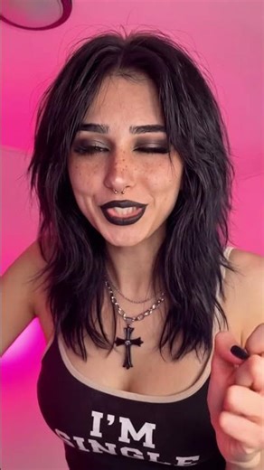 Do I look like I text back fast or make you wait