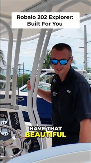 🚤 Is This the Perfect Florida Keys Boat? | Robalo 202 Explorer Full Walkaround! 🌊