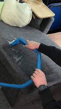 Polstermöbel (Sofa) reinigen mit Nasssauger für Polster und Teppiche ￼