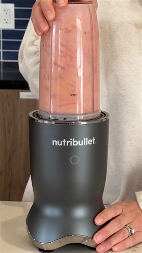 nutribullet on Instagram: "What’s the difference between our Ultra’s automated blend cycle and pulse feature? 🌀 McKenzie, nutribullet’s Registered Dietitian, shows you how to use both features to whip up the perfect blend each and every time!"