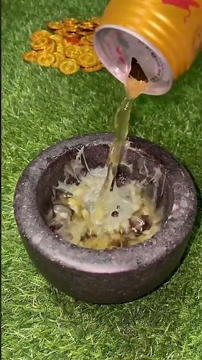 クモの形をしたキャンディーでアイスキャンディーを作ろう！何でも作れるよ！