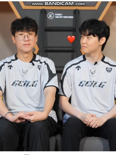 ng nào ko có mặt thì dí mạnh 😂😂😂 cre: mèo bánh mì ytube #Chovy #Ruler #Kiin #GenG #funny