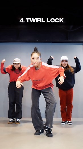 hirokoboogie ﾋﾛｺﾌﾞｷﾞ- | 30sec Locking tutorial by @hirokoboogie Let’s try Basic 4 Moves⚡️❤️ ①SCOOBY DOO ②PIMP WALK (Scooby Walk , Kick Walk) ③STOP&GO ④TWIRL LOCK... | Instagram