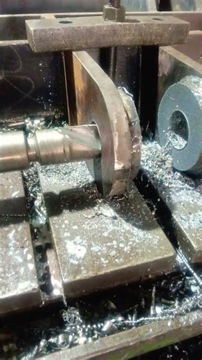 performing a heavy-duty drilling in metal plate #machine #shorts #drillbit #youtube shorts #viral