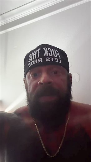 Dylan Stevens on Instagram: "For stepping up and protecting a queen when no one else would you sit are our king of the day! The only acceptable response when you see a man acting like this towards a woman intoxicated or not does not matter! He has to go night night!"