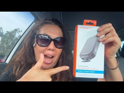 Inboxing travel items.. a solar power bank!! I’m excited