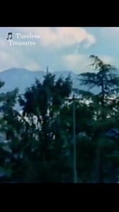 Song Credits 🎵 Song:Kahin Karti Hogi Wo Mera Intezaar Movie:Phir Kab Milogi(1774) Singer: Mukesh Lyricist: Majrooh Sultanpurii Music Director:R.D Burman | Ragini Tiwary