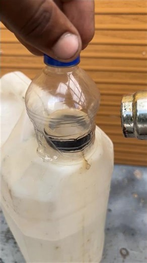 Useful trick using a piece of bicycle inner tube #FloridaDIY #DIYHack #HandyTrick