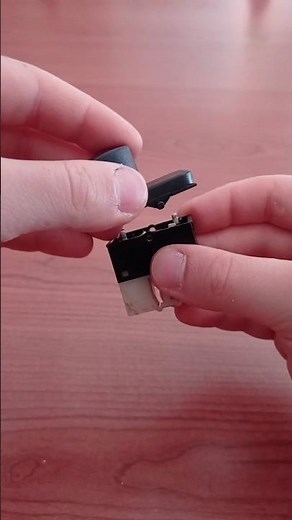 sostituzione pulsante interruttore alzacristalli #shortvideo #shortsvideo #shorts