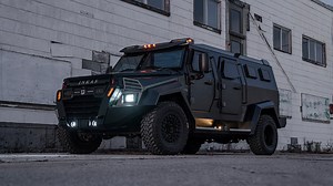 The Inkas Sentry Civilian Is a Ford F-550 Armored SWAT Truck for Rich Families