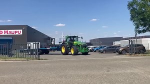 Écoutez ce départ en musique 🎶🎶 semi remorque plateau #bennesmaupu | Bennes Maupu