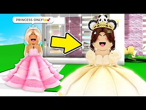 I Went UNDERCOVER in a RICH PRINCESS ONLY House.. (Brookhaven)