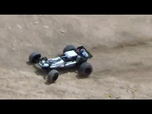 Vaterra Glamis Uno @ the track