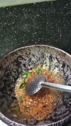 “இப்படி முட்டை குழம்பு செய்தா சாதம் 2 பிளேட் உறுதி! 🔥”#shorts #shortsfeed #trending #youtubeshorts